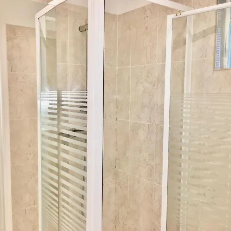 Jardin Fleuris Parking Appartement *