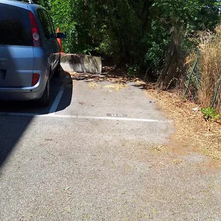 Apartment Jardin Fleuris Parking