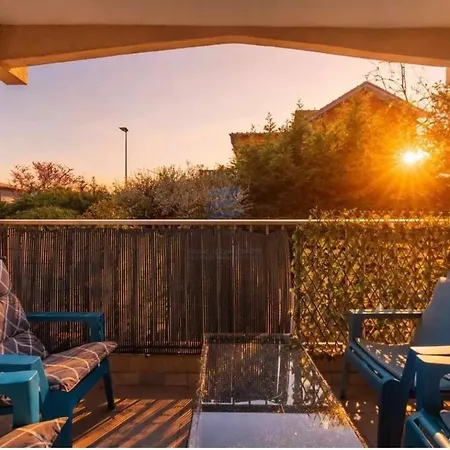 Jardin Fleuris Parking Apartamento *